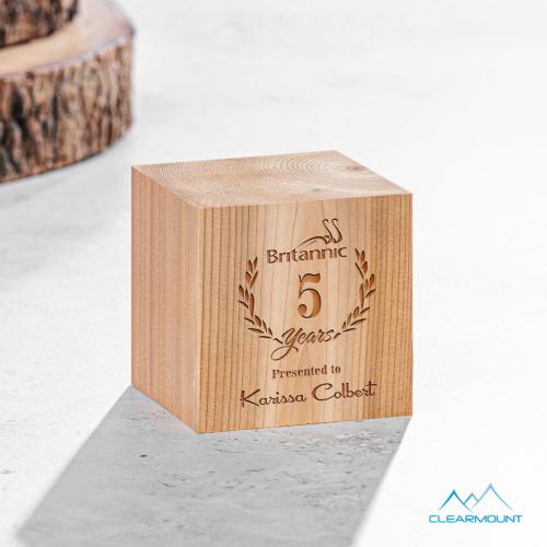 Awards and Plaques - Eco-Friendly Trophies - Feuille Square / Cube Wood Trophy