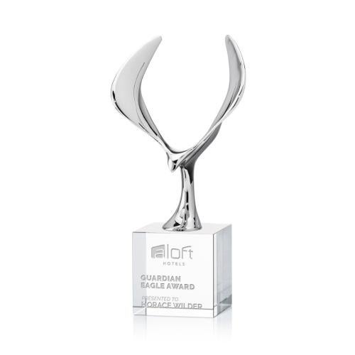 Awards and Plaques - Crystal Trophies - Maverick Eagle on Square Base Clear Animals Crystal Trophy