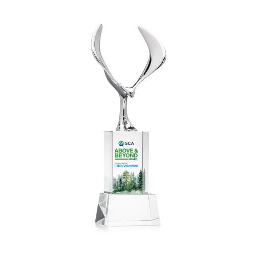 Awards and Plaques - Crystal Trophies - Maverick Eagle Full Color on Belcroft Base Clear Animals Crystal Trophy